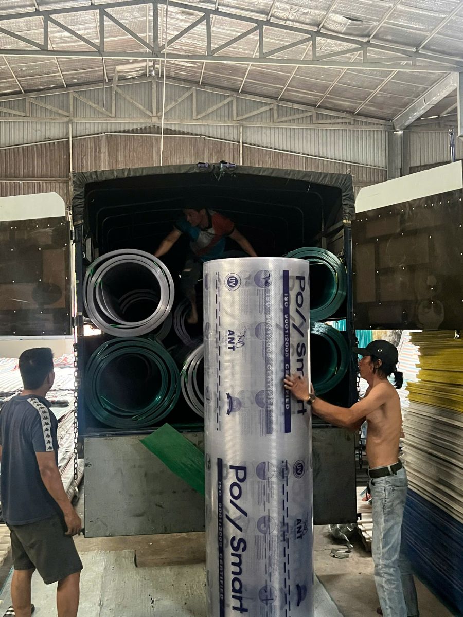 Tấm Polycarbonate Dạng Rỗng