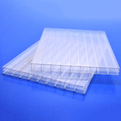 Tấm Lấy Sáng Polycarbonate