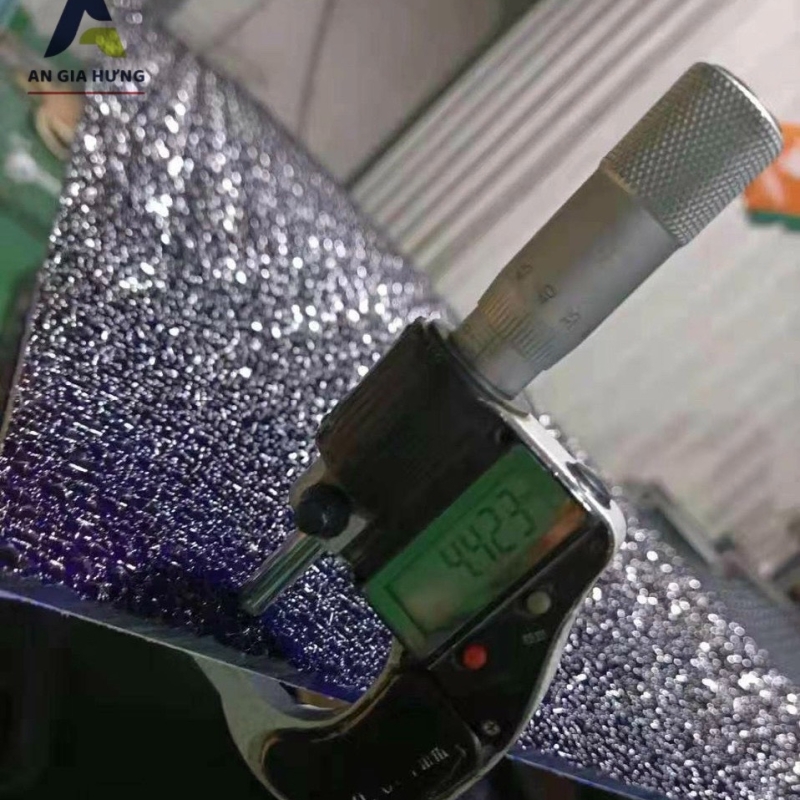Tấm Poly Đặc Sần